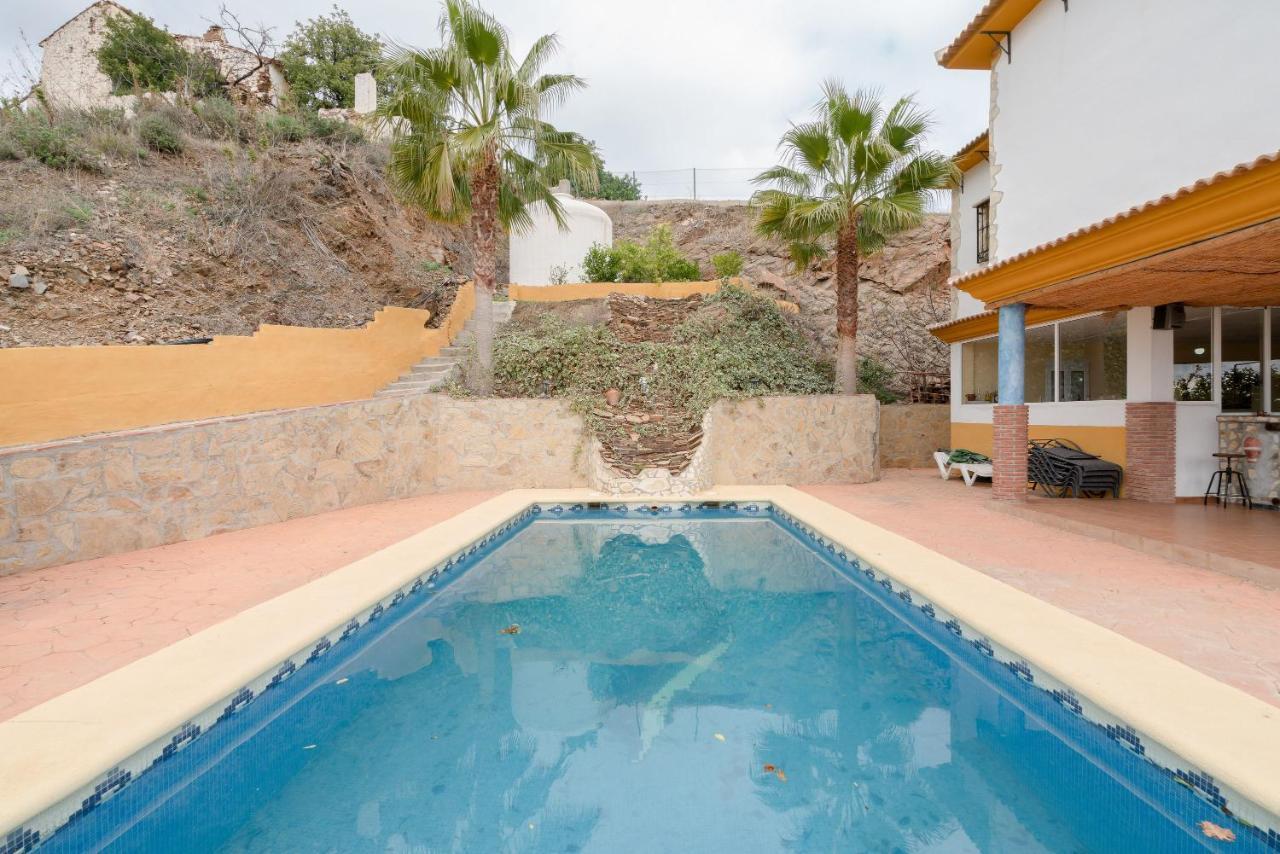 Cortijo La Encina Villa Sayalonga Exterior photo